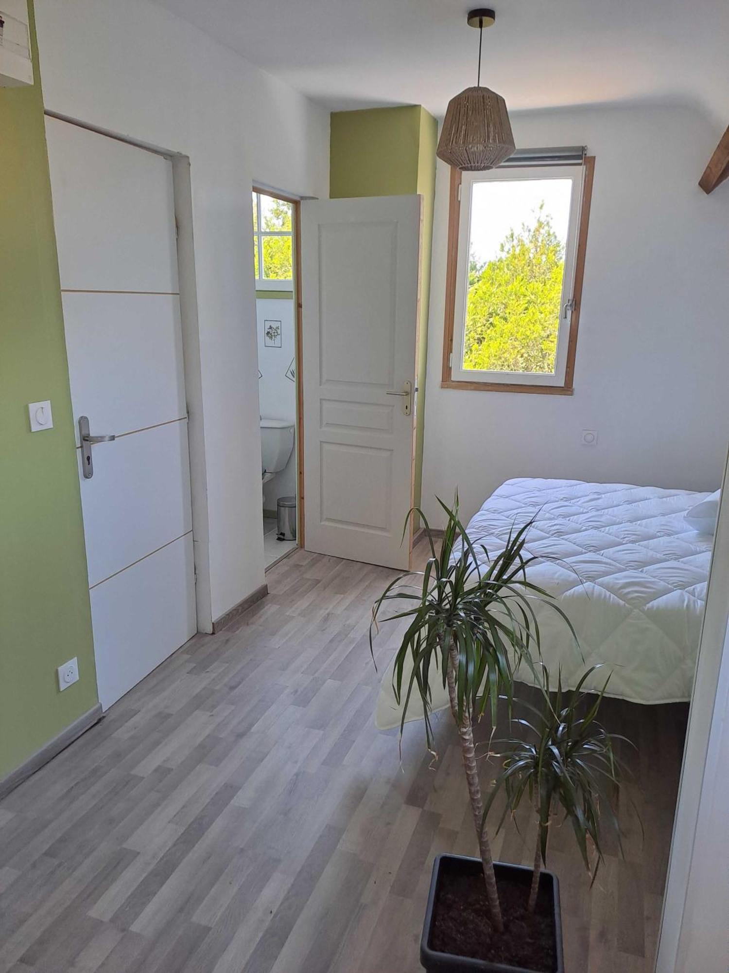 Hotel La Jufe à Cormeilles  Extérieur photo